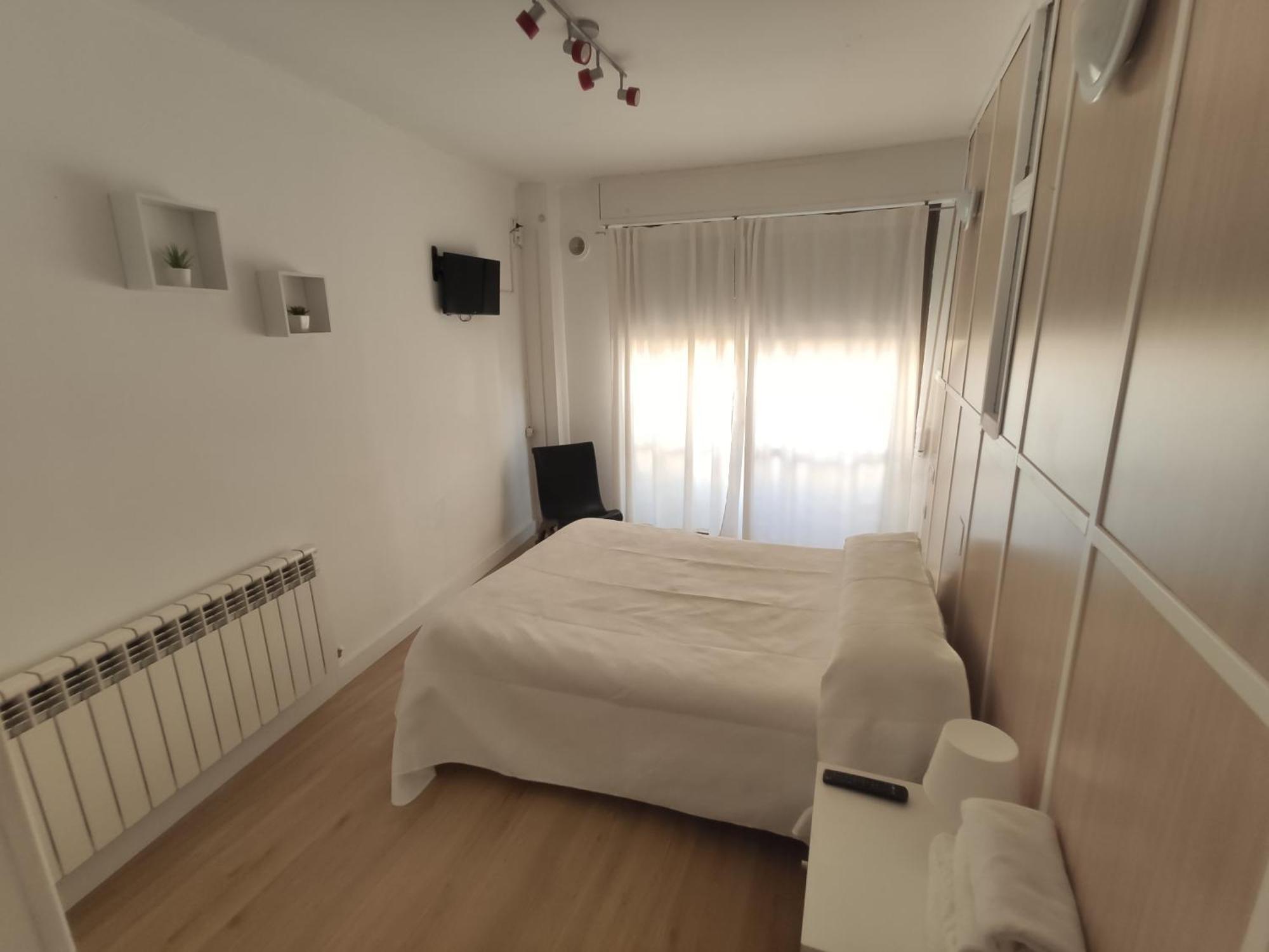 זמורה Hostal Sol מראה חיצוני תמונה